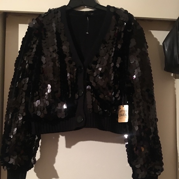 F21 Evening Wear Sweater. Brand New with Tags. To fit up to bellybutto        B3 - Picture 1 of 8